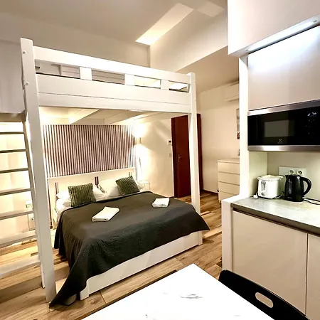 Elly Modern Oldtown Apartment *